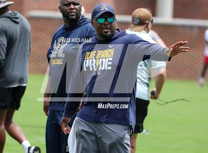 Thumbnail 2 in Tupelo vs Olive Branch (U of Memphis 7v7) photogallery.