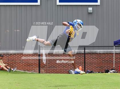 Thumbnail 1 in Tupelo vs Olive Branch (U of Memphis 7v7) photogallery.
