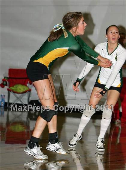 Thumbnail 2 in Tracy vs Hoover (Vikings Classic Tournament) photogallery.