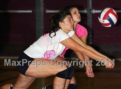 Thumbnail 1 in Tracy vs Hoover (Vikings Classic Tournament) photogallery.