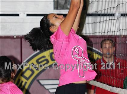 Thumbnail 2 in Tracy vs Hoover (Vikings Classic Tournament) photogallery.