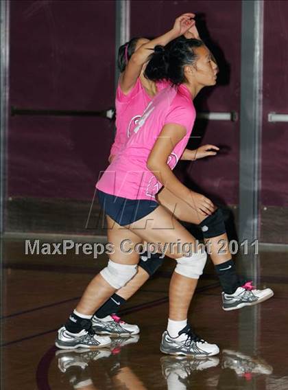 Thumbnail 3 in Tracy vs Hoover (Vikings Classic Tournament) photogallery.