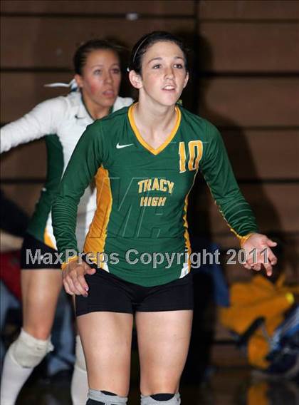 Thumbnail 2 in Tracy vs Hoover (Vikings Classic Tournament) photogallery.