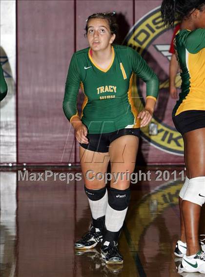 Thumbnail 3 in Tracy vs Hoover (Vikings Classic Tournament) photogallery.
