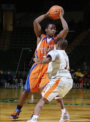 Thumbnail 3 in St. Raymond Boys vs Linden (Prime Time Shootout) photogallery.