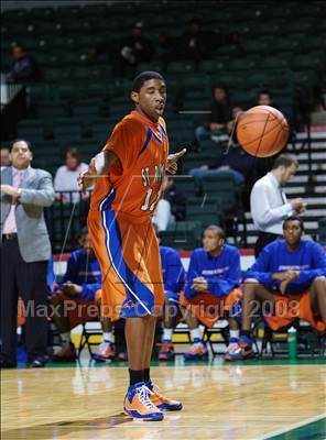 Thumbnail 3 in St. Raymond Boys vs Linden (Prime Time Shootout) photogallery.