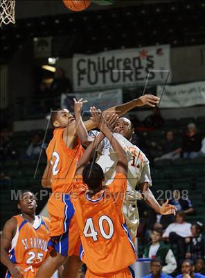 Thumbnail 2 in St. Raymond Boys vs Linden (Prime Time Shootout) photogallery.