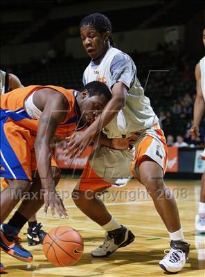Thumbnail 1 in St. Raymond Boys vs Linden (Prime Time Shootout) photogallery.