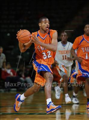Thumbnail 1 in St. Raymond Boys vs Linden (Prime Time Shootout) photogallery.