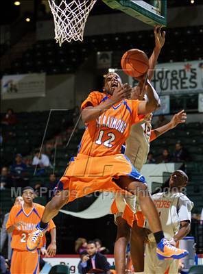Thumbnail 1 in St. Raymond Boys vs Linden (Prime Time Shootout) photogallery.