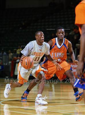 Thumbnail 3 in St. Raymond Boys vs Linden (Prime Time Shootout) photogallery.