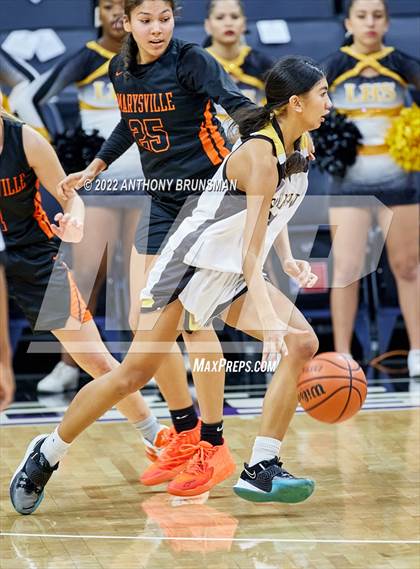 Thumbnail 2 in Marysville vs. Lathrop photogallery.