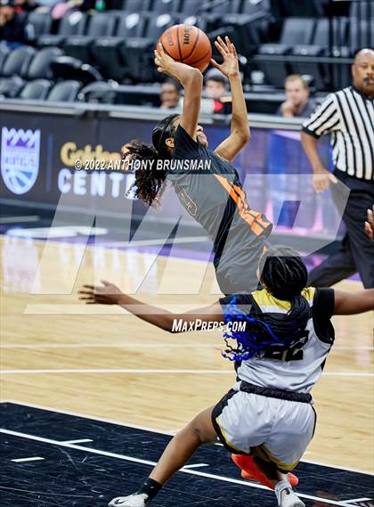 Thumbnail 3 in Marysville vs. Lathrop photogallery.