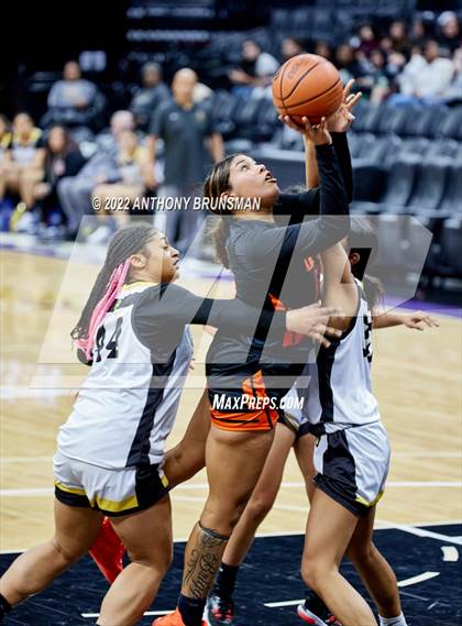 Thumbnail 2 in Marysville vs. Lathrop photogallery.