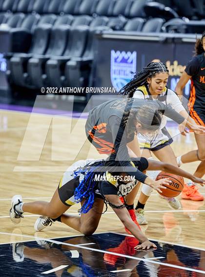 Thumbnail 3 in Marysville vs. Lathrop photogallery.