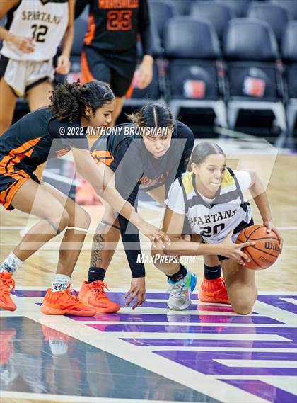 Thumbnail 1 in Marysville vs. Lathrop photogallery.