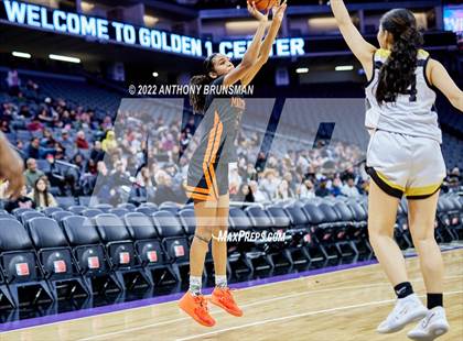 Thumbnail 1 in Marysville vs. Lathrop photogallery.