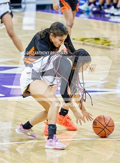Thumbnail 2 in Marysville vs. Lathrop photogallery.