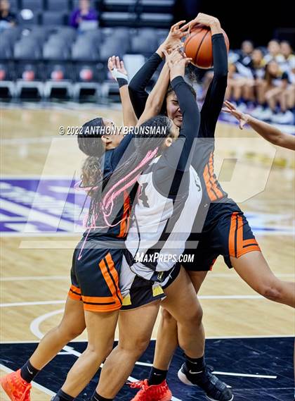 Thumbnail 1 in Marysville vs. Lathrop photogallery.