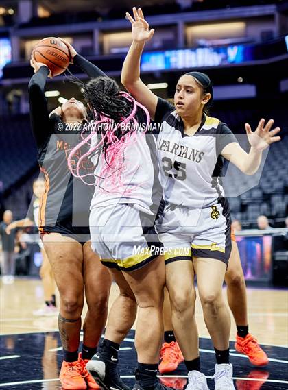Thumbnail 2 in Marysville vs. Lathrop photogallery.