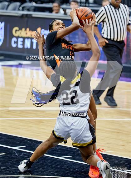 Thumbnail 2 in Marysville vs. Lathrop photogallery.