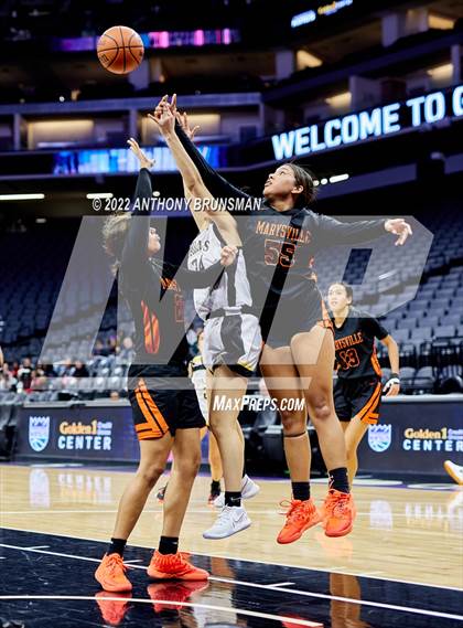 Thumbnail 2 in Marysville vs. Lathrop photogallery.
