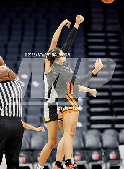 Thumbnail 3 in Marysville vs. Lathrop photogallery.