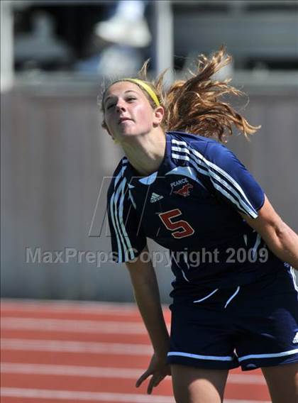 Thumbnail 3 in Wakeland vs Pearce (Class 4A, Region II semifinals) photogallery.