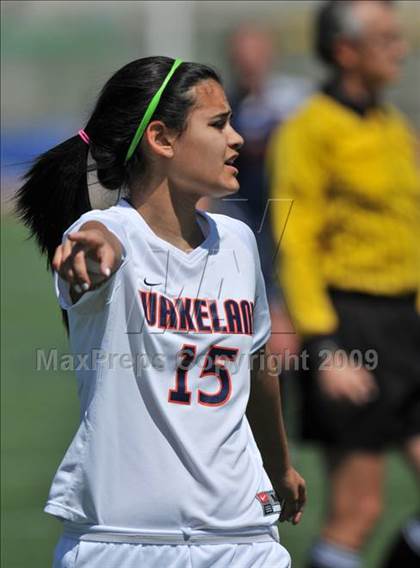 Thumbnail 3 in Wakeland vs Pearce (Class 4A, Region II semifinals) photogallery.