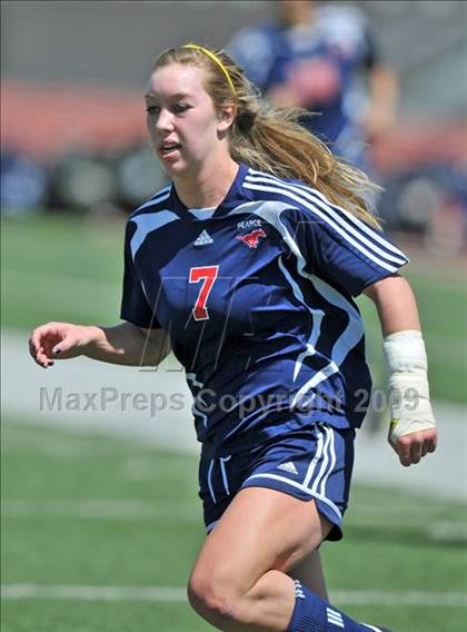 Thumbnail 3 in Wakeland vs Pearce (Class 4A, Region II semifinals) photogallery.
