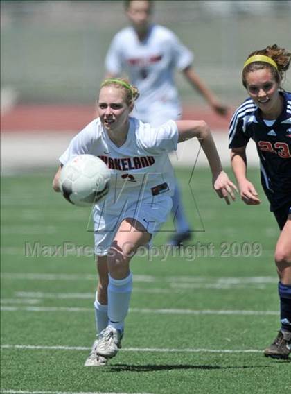 Thumbnail 1 in Wakeland vs Pearce (Class 4A, Region II semifinals) photogallery.
