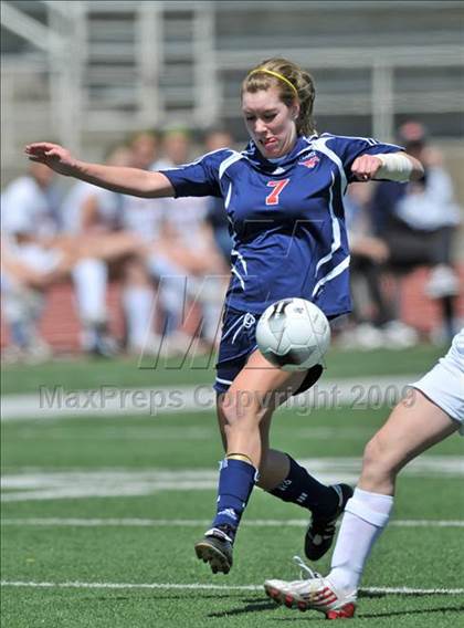 Thumbnail 2 in Wakeland vs Pearce (Class 4A, Region II semifinals) photogallery.