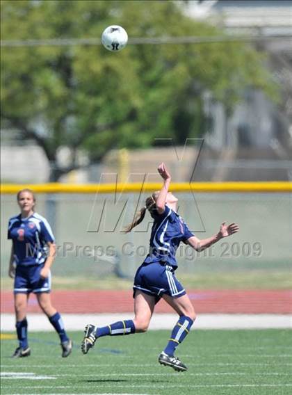 Thumbnail 1 in Wakeland vs Pearce (Class 4A, Region II semifinals) photogallery.