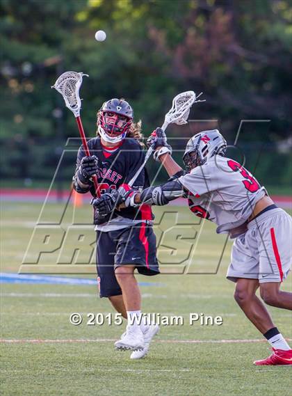 Thumbnail 3 in Niskayuna vs. Syosset (NYSPHSAA Class A Semifinal) photogallery.