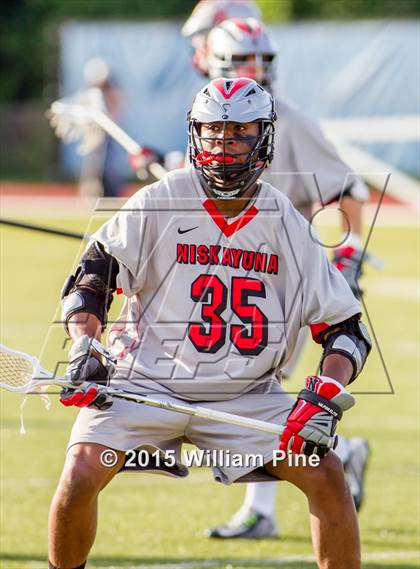 Thumbnail 3 in Niskayuna vs. Syosset (NYSPHSAA Class A Semifinal) photogallery.