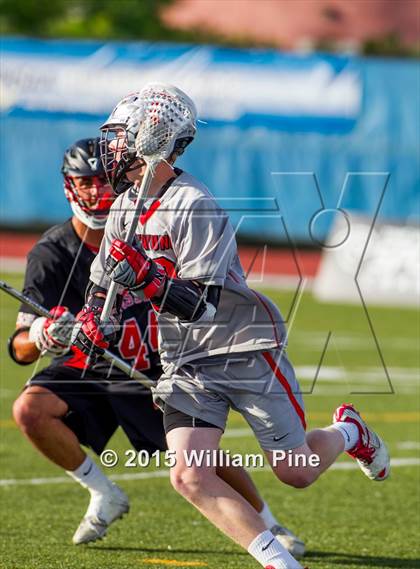 Thumbnail 3 in Niskayuna vs. Syosset (NYSPHSAA Class A Semifinal) photogallery.