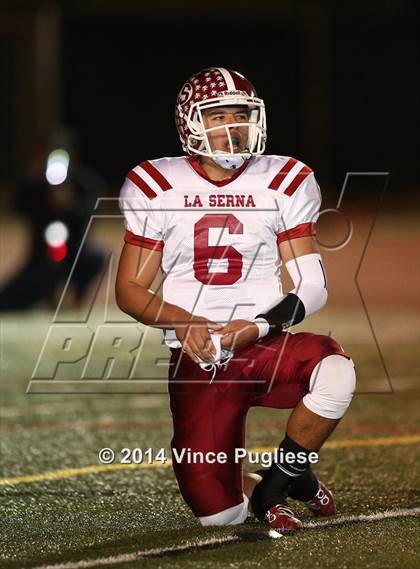 Thumbnail 3 in La Serna vs. Crescenta Valley (CIF SS Playoff Semi-Final) photogallery.