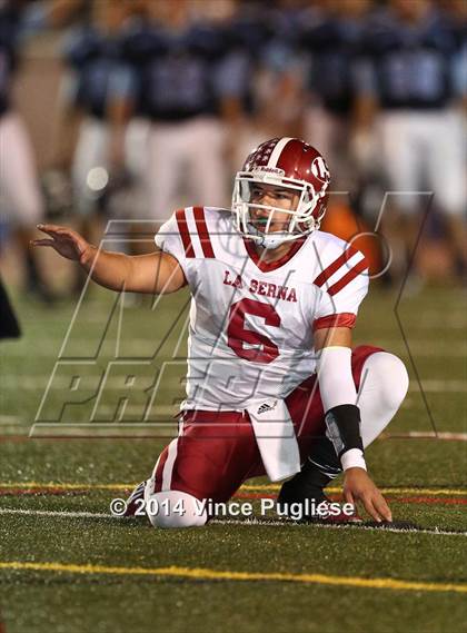 Thumbnail 2 in La Serna vs. Crescenta Valley (CIF SS Playoff Semi-Final) photogallery.