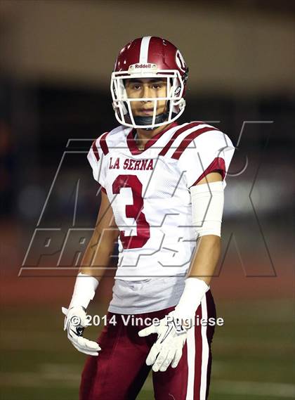 Thumbnail 2 in La Serna vs. Crescenta Valley (CIF SS Playoff Semi-Final) photogallery.