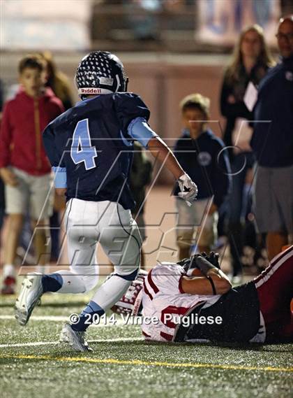 Thumbnail 2 in La Serna vs. Crescenta Valley (CIF SS Playoff Semi-Final) photogallery.