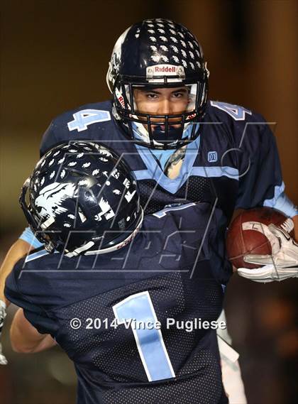 Thumbnail 2 in La Serna vs. Crescenta Valley (CIF SS Playoff Semi-Final) photogallery.