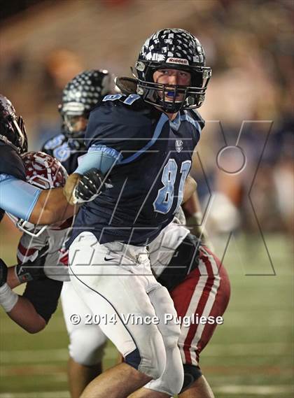 Thumbnail 3 in La Serna vs. Crescenta Valley (CIF SS Playoff Semi-Final) photogallery.
