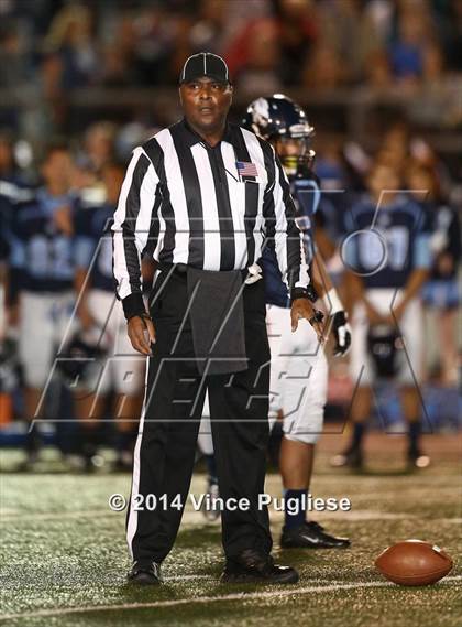 Thumbnail 2 in La Serna vs. Crescenta Valley (CIF SS Playoff Semi-Final) photogallery.