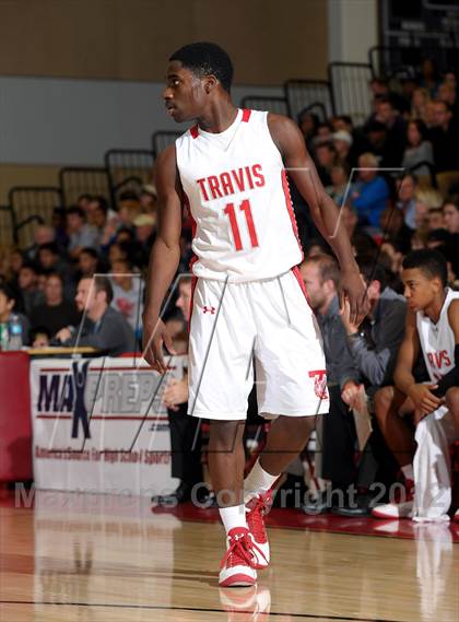 Thumbnail 1 in Loyola vs. Fort Bend Travis (MaxPreps Holiday Classic) photogallery.