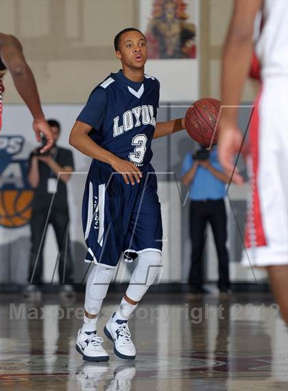Thumbnail 1 in Loyola vs. Fort Bend Travis (MaxPreps Holiday Classic) photogallery.
