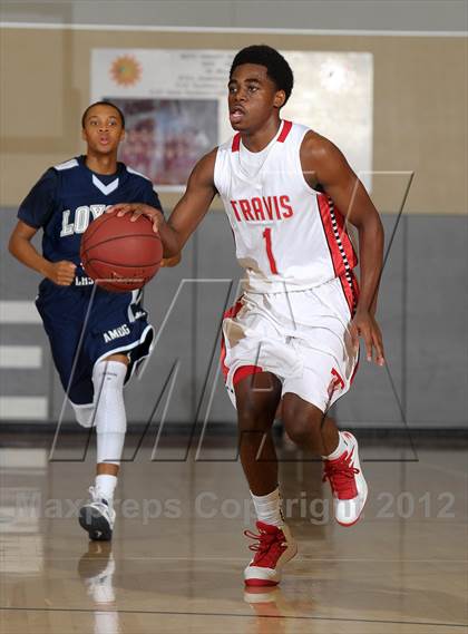 Thumbnail 3 in Loyola vs. Fort Bend Travis (MaxPreps Holiday Classic) photogallery.