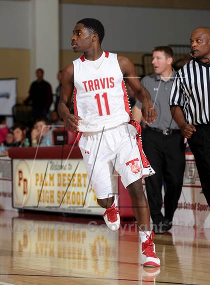 Thumbnail 1 in Loyola vs. Fort Bend Travis (MaxPreps Holiday Classic) photogallery.