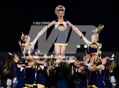 Thumbnail 3 in Neuqua Valley photogallery.