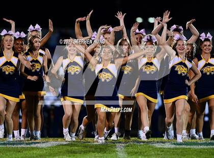 Thumbnail 2 in Neuqua Valley photogallery.