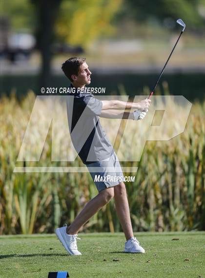 Thumbnail 3 in Utah 4A Region 11 Boys Golf Meet photogallery.